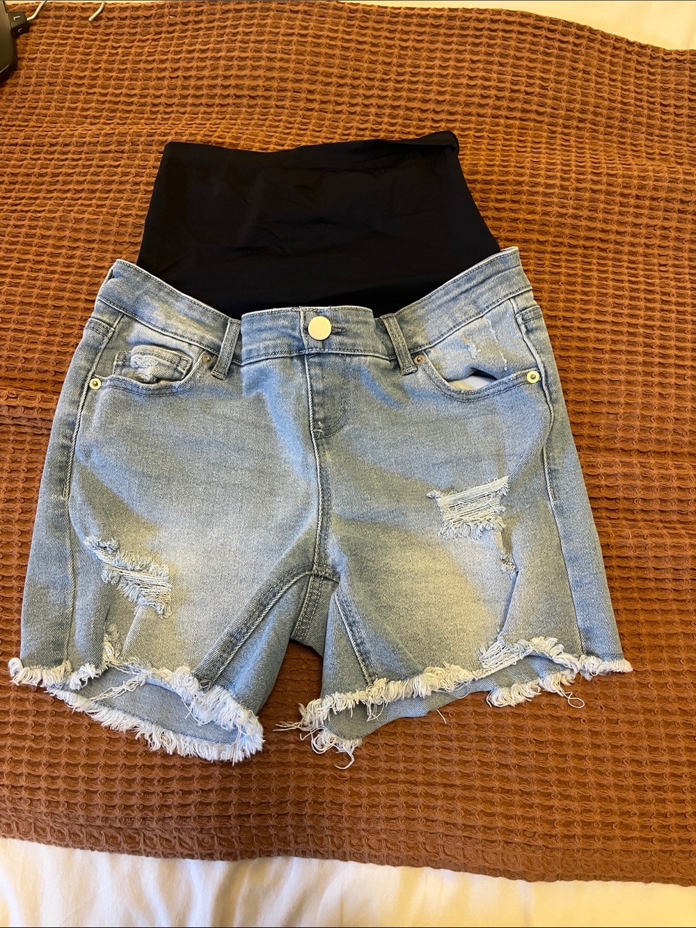 Time and Tru Light Blue Distressed Maternity Jean Shorts with Black Panel